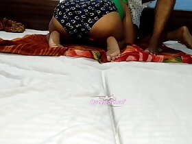 Tai Ji Ko Raat Ke Andere me Choda Tange Uthakar